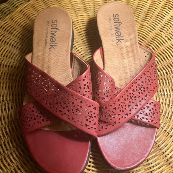 Soft walk wedge sandals 9M - Picture 4 of 5